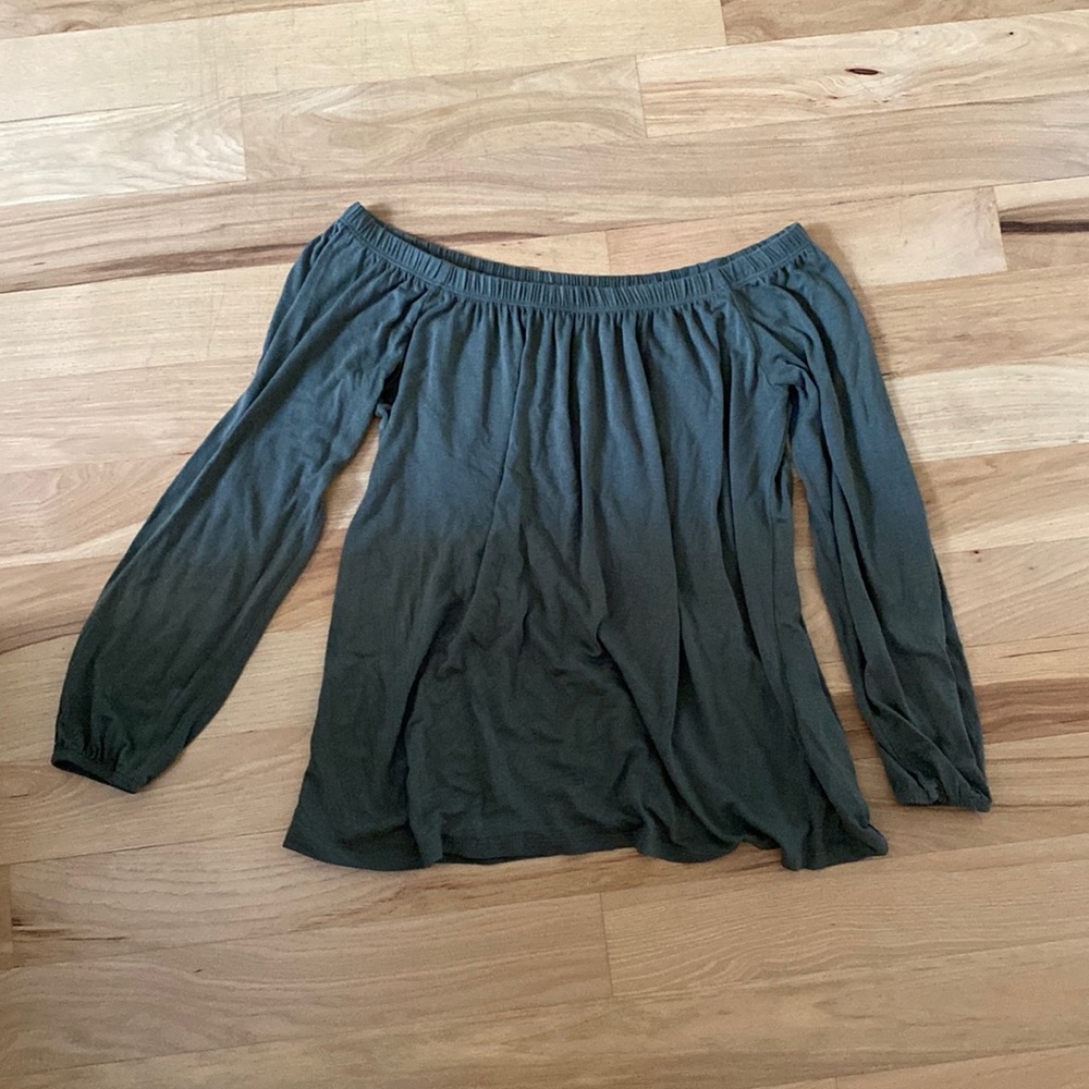 hollister off the shoulder top